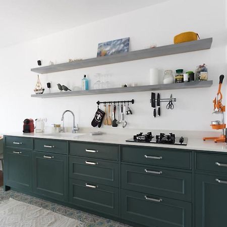 Elegant Apartment W Balcony & Mamad In Heart Of Tel Aviv By Sea N' Rent エクステリア 写真
