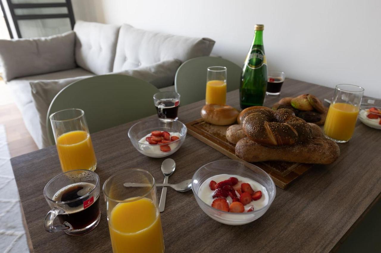 Elegant Apartment W Balcony & Mamad In Heart Of Tel Aviv By Sea N' Rent エクステリア 写真