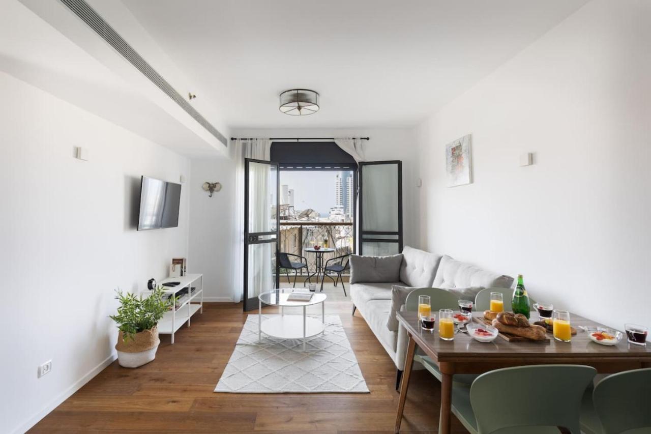 Elegant Apartment W Balcony & Mamad In Heart Of Tel Aviv By Sea N' Rent エクステリア 写真