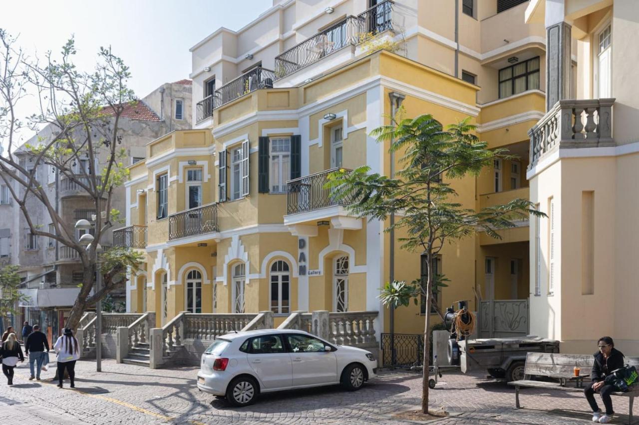 Elegant Apartment W Balcony & Mamad In Heart Of Tel Aviv By Sea N' Rent エクステリア 写真